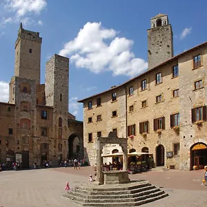 Hotell Leon Bianco San Gimignano